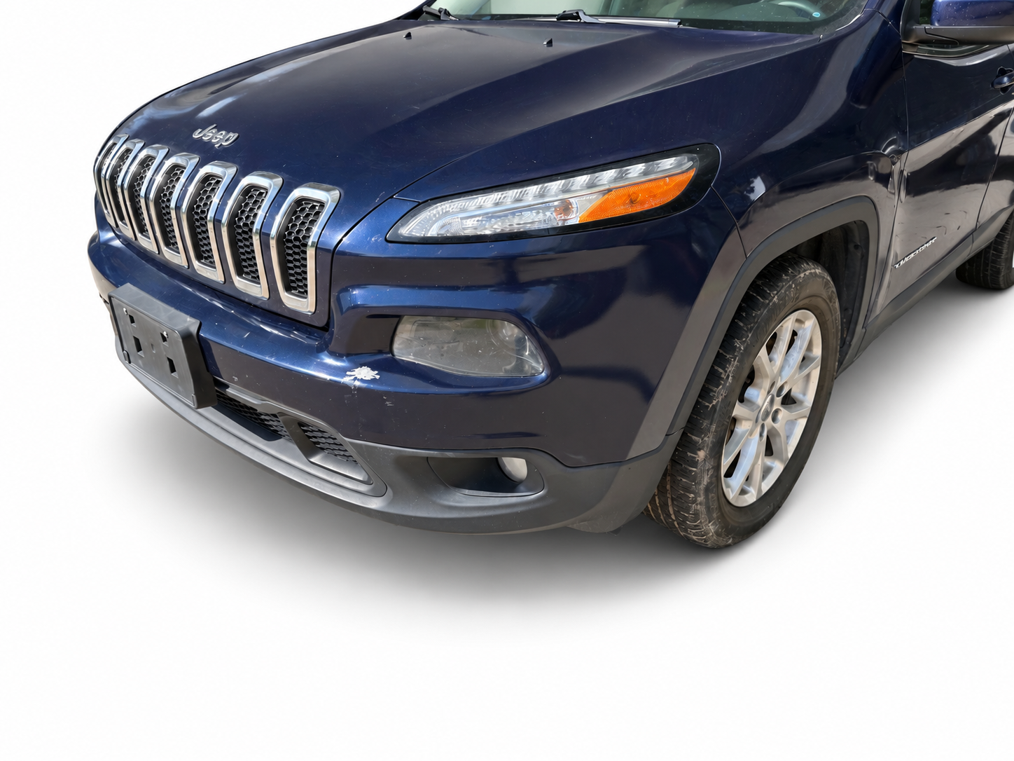 2016 Jeep Cherokee Limited front bumper condition on white background