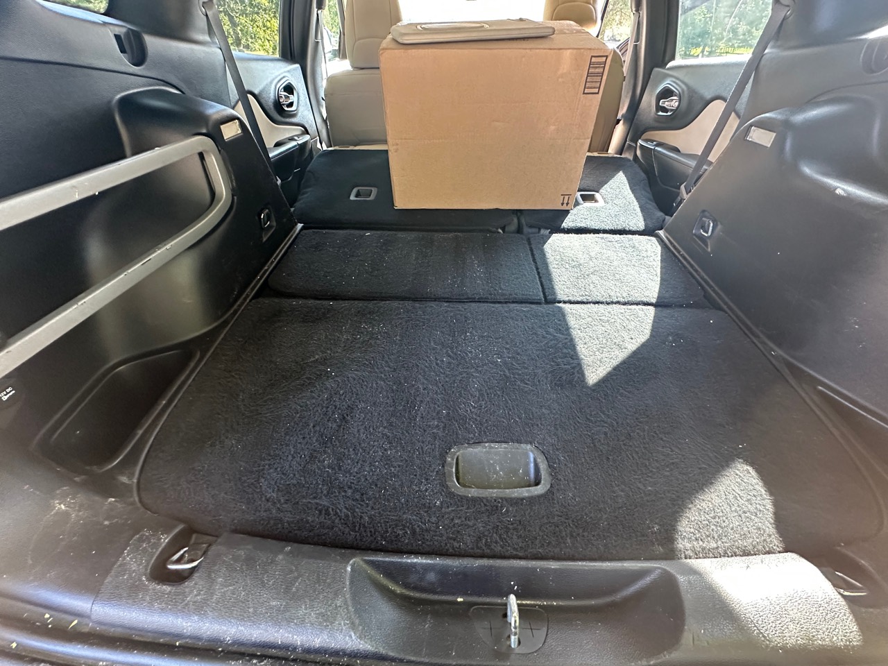 2016 Jeep Cherokee Limited cargo area